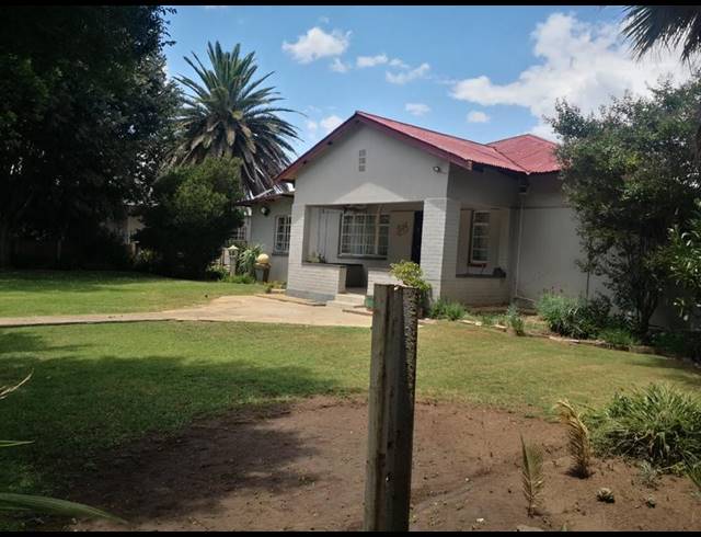 4 BEDROOM HOUSE FOR SALE IN FREEMANSVILLE